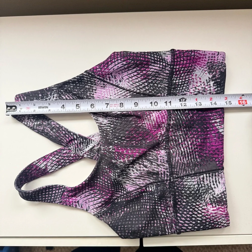 SPECIAL EDITION Lululemon Beat the Heat Bra SEAWHEEZE 2016 Size 6 - Picture 5 of 7